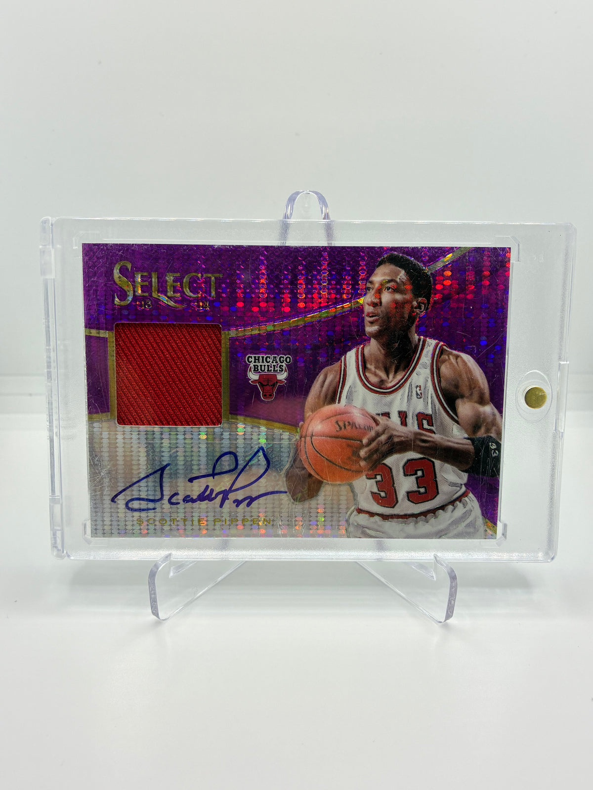 Scottie Pippen Signed Basketball Card & Jersey | #38