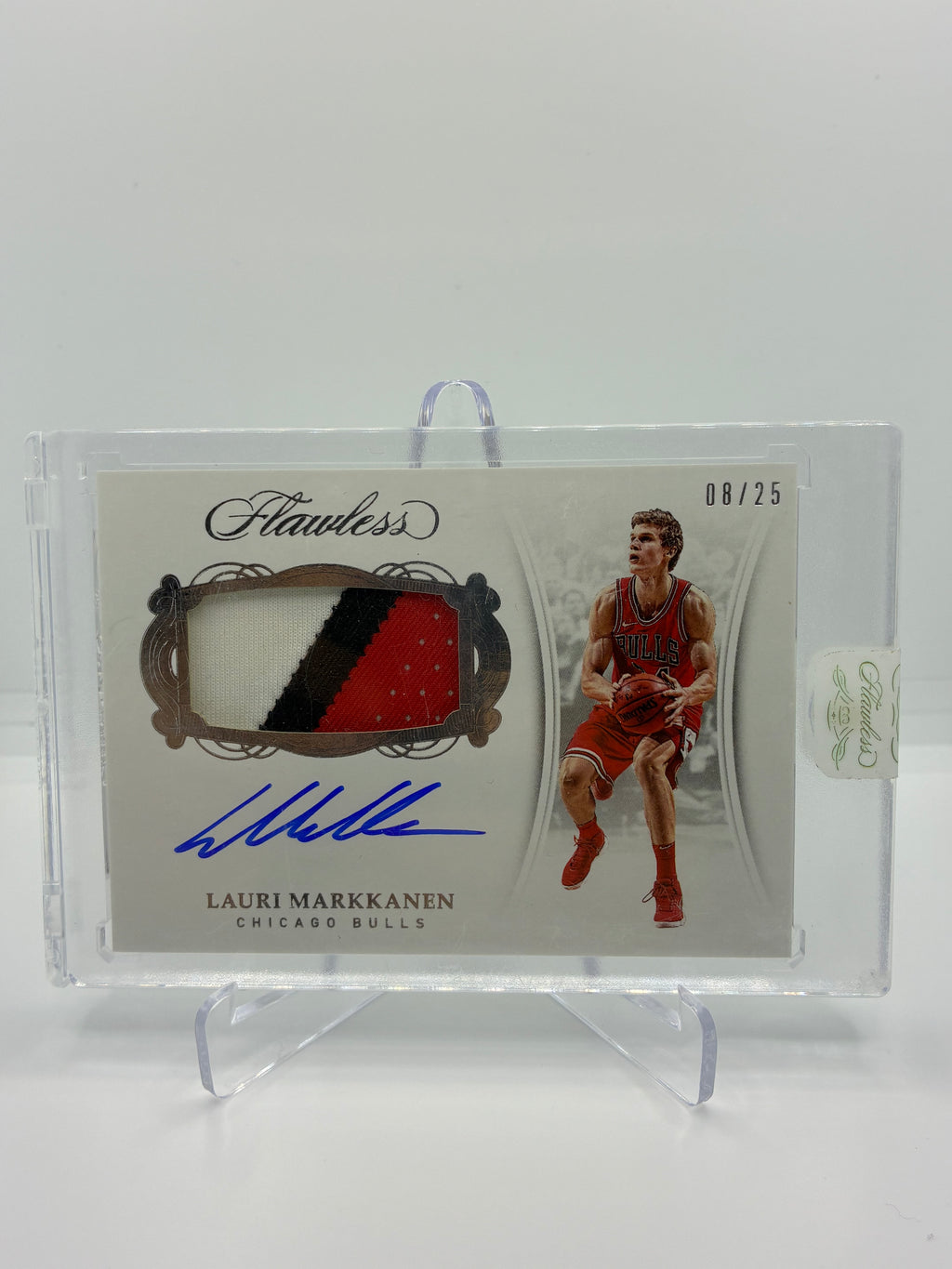 2017-18 Panini Flawless | Lauri Markkanen | No. 8/25